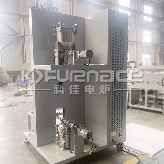 Continuous fluidized bed vertical tube furnace (feeding + discharging)